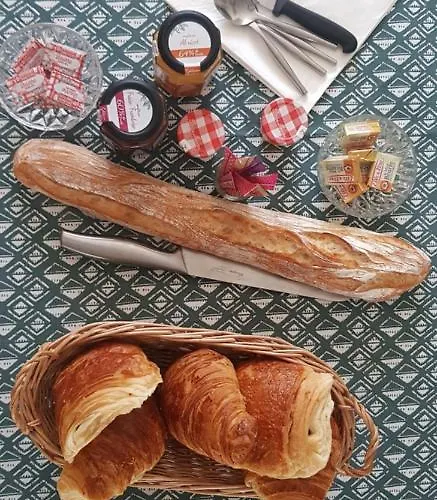 Avec Salle De Bain Privee Homestay szállás